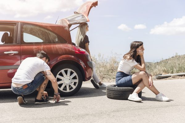 7 สิ่งที่คนขับรถมืออาชีพต้องมีติดรถยนต์เอาไว้