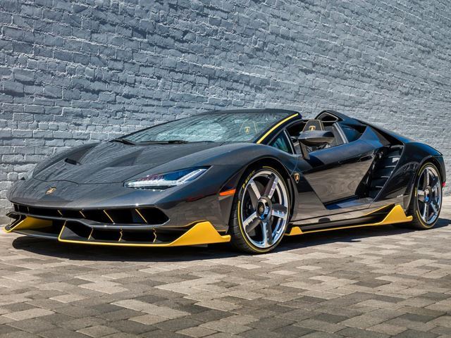 LAMBORGHINI CENTENARIO ROADSTER