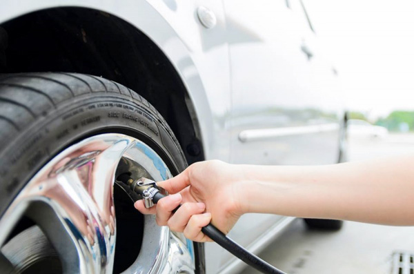 ดูแลรถยนต์ง่าย ๆ ผู้หญิงก็ทำได้