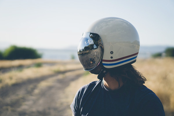 หน้าฝนนี้สิงห์นักบิดต้องมีติดตัว