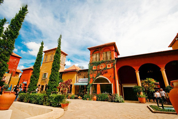 ปาลิโอ้ เขาใหญ่ 