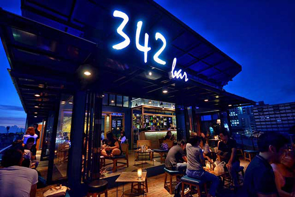 rooftop หลักร้อย