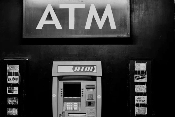 ฐานเงินเดือนระหว่าง 12,000 – 15,000 บาท สมัครบัตรกดเงินสด KTC Proud ดีหรือเปล่า