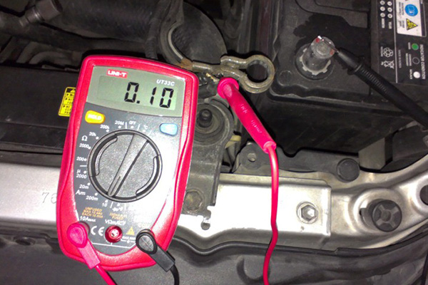 เช็คแบตเตอรี่รถยนต์