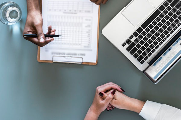 จะอนุมัติสินเชื่อ สถาบันทางการเงินเช็คอะไรบ้าง?