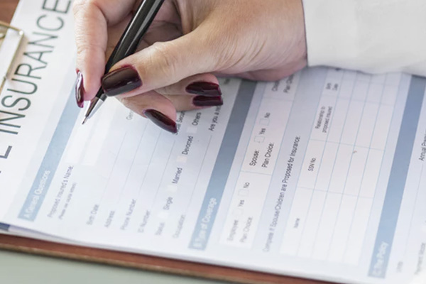 ก่อนแจ้งเคลมประกันรถยนต์ ต้องรู้อะไรบ้าง?