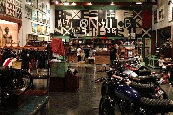 การเลือกร้านขายรถมอเตอร์ไซค์ควรดูอะไรบ้าง?