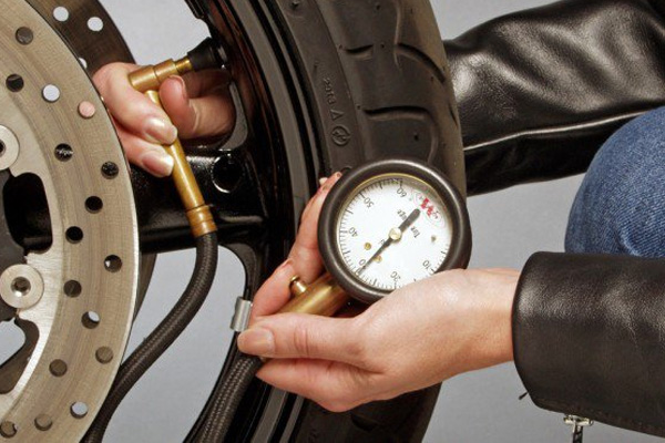 ค่าลมยางของบิ๊กไบค์