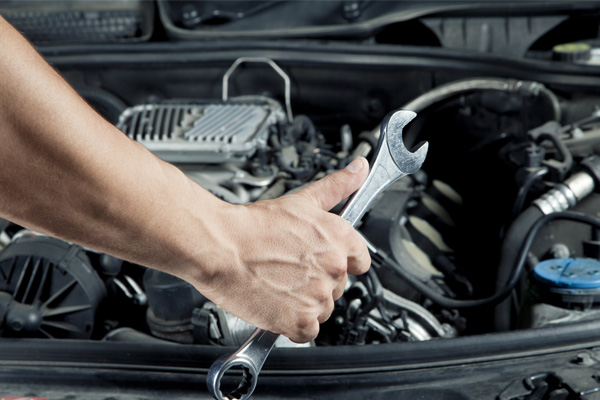 จะซ่อมอะไรก่อนดี ถ้าประกันรถยนต์หมด?