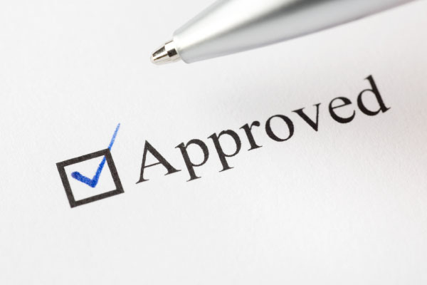 สมัครบัตรกดเงินสด พร้อมบัตรเครดิตดีมั้ย?