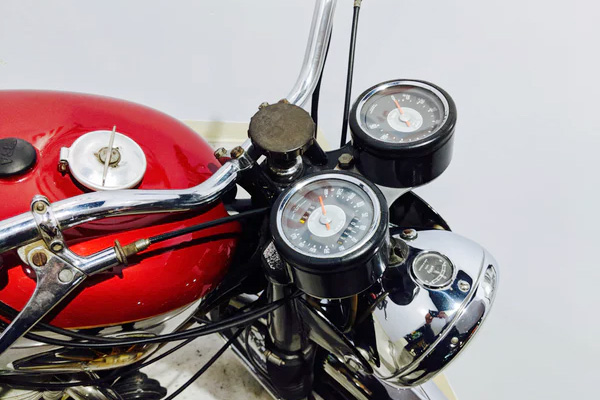 เบรครถมอเตอร์ไซค์ยังไงให้ปลอดภัย