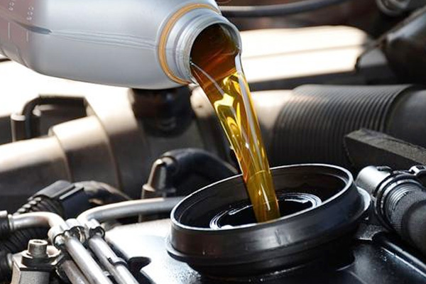 เพราะอะไรเราต้องถ่ายน้ำมันเครื่องให้หนืดขึ้น?