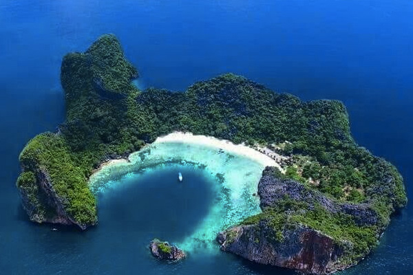 เกาะฮอร์สชู (Horse Shoe Island)