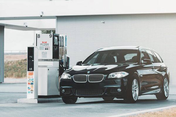 เติมน้ำมันรถยังไงให้ปลอดภัย?