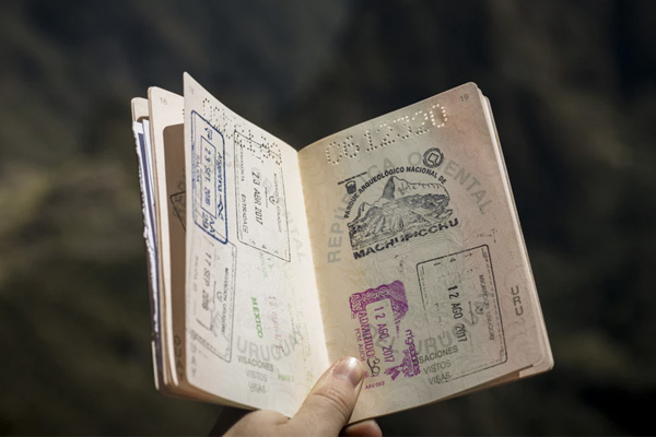 ทำไมนักเดินทางจะต้องทำประกันเดินทาง?