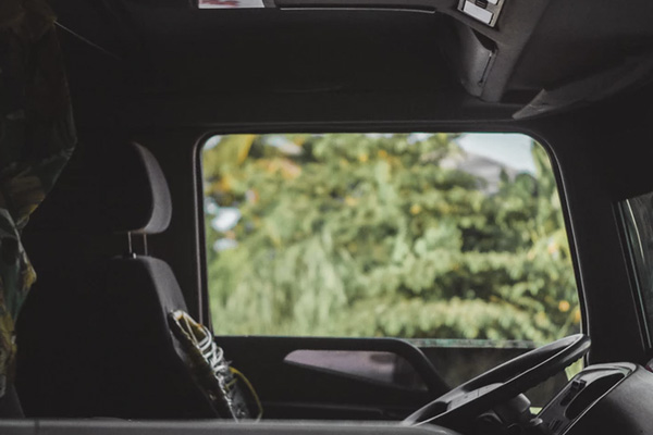 รถเราใช้เบาะหนัง หรือเบาะผ้าดีกว่ากันนะ?