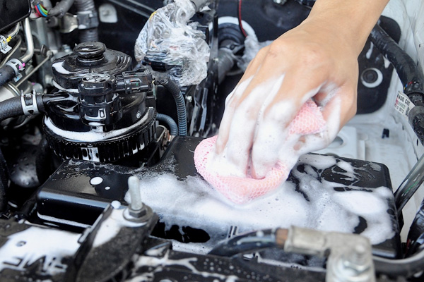 มาล้างห้องเครื่องรถยนต์เรากันเถอะ!