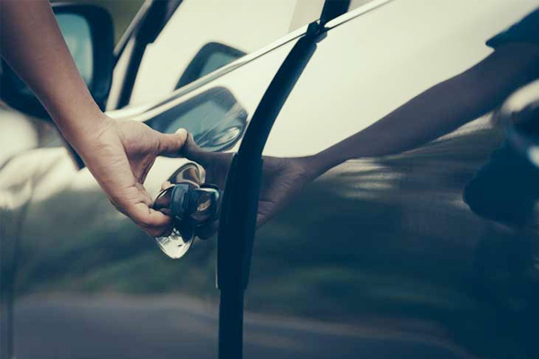 เวลาขับรถเราต้องใส่หน้ากากกันฝุ่นมั๊ย?