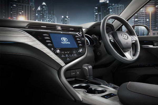 Toyota Camry Hybrid 2.5 HV MY2019