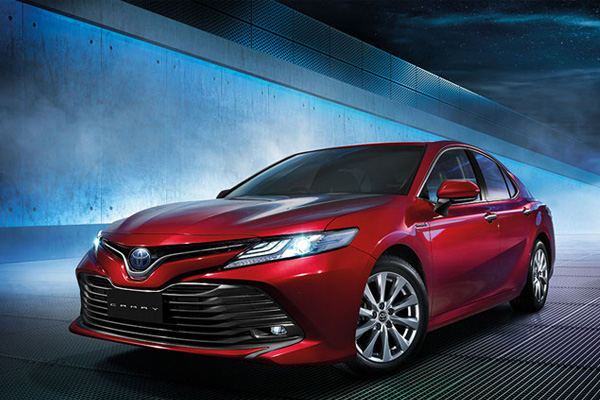 Toyota Camry Hybrid 2.5 HV Premium MY2019