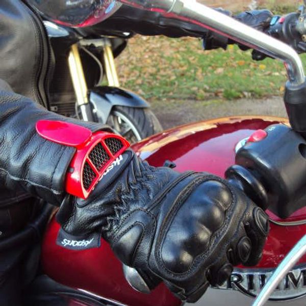 8 ไอเทมสุดคูล ใส่ขี่บิ๊กไบค์ในหน้าร้อน