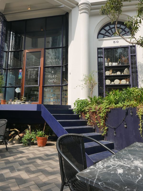 A Clay Cafe ร้านกาแฟสำหรับคนรักเซรามิค