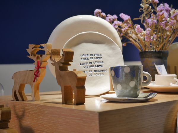 A Clay Cafe ร้านกาแฟสำหรับคนรักเซรามิค