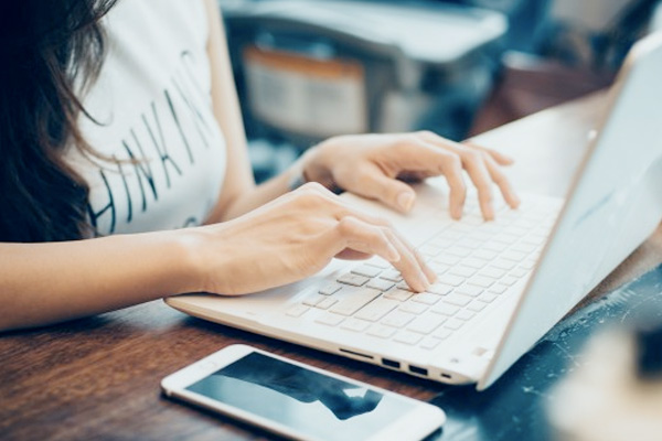 เปรียบเทียบประกันรถยนต์กับโบรกเกอร์ดียังไง?