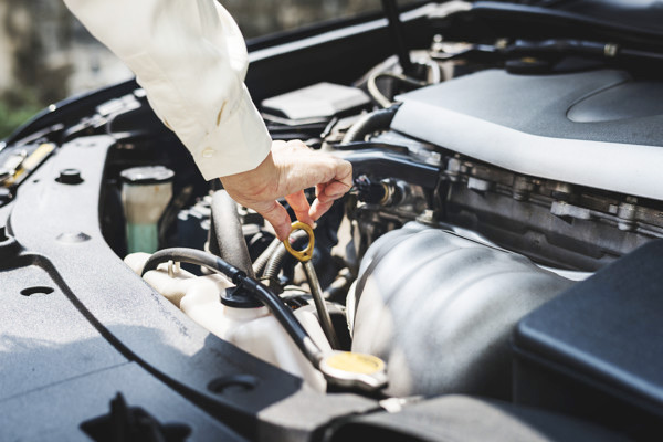 เตรียมรถยนต์ให้พร้อม ก่อนวันสงกรานต์!