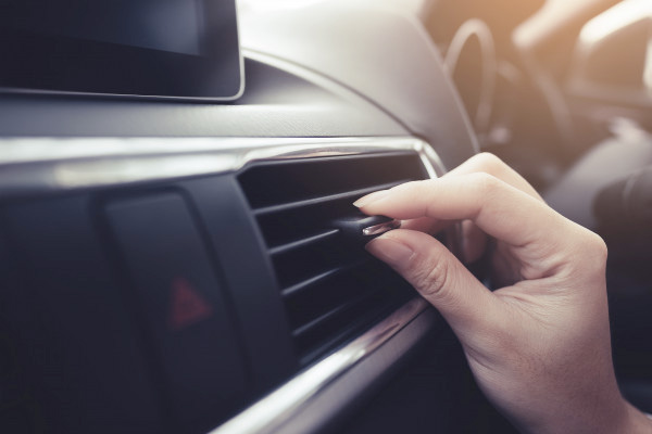 เตรียมรถยนต์ให้พร้อม ก่อนวันสงกรานต์!