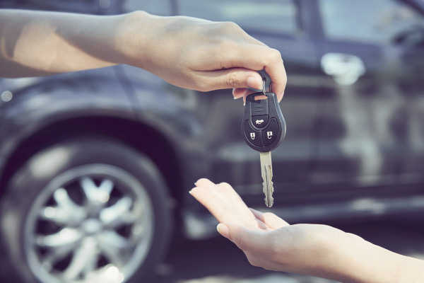 ซื้อประกันภัยรถยนต์ที่ไหนดี?