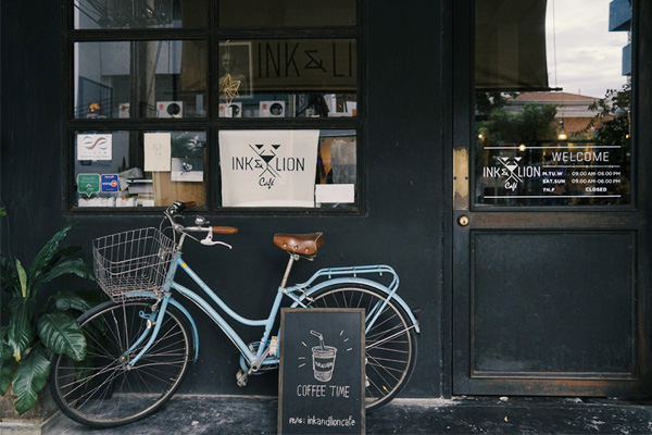 Ink & Lion café