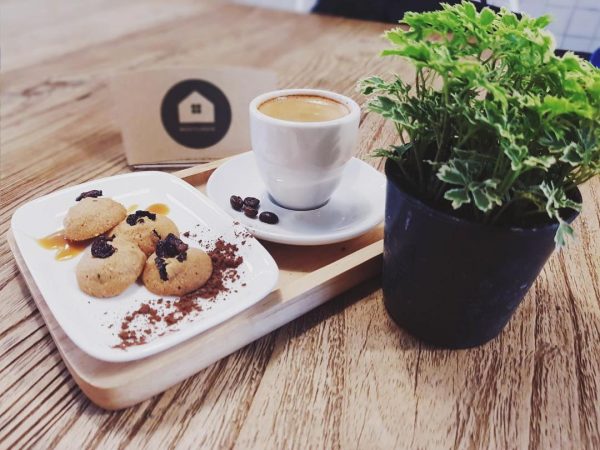 ปักหมุดร้านกาแฟใน Hostel สุดคูล