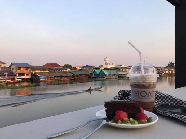 ส่อง 5 ร้านกาแฟริมน้ำ บรรยากาศดี กาแฟอร่อย