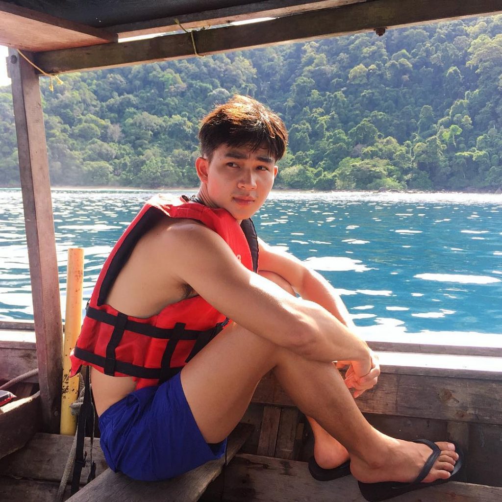 จับตาดู บาริสต้าสุดหล่อ ตัวหอมกลิ่นกาแฟ