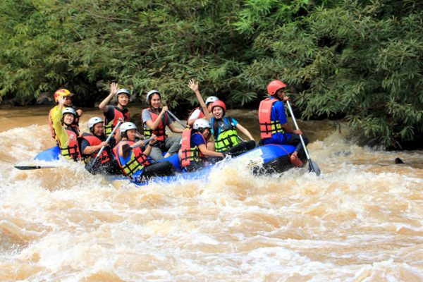 10 ที่เที่ยวหน้าฝน สัมผัสธรรมชาติสุดฟินในเมืองไทย