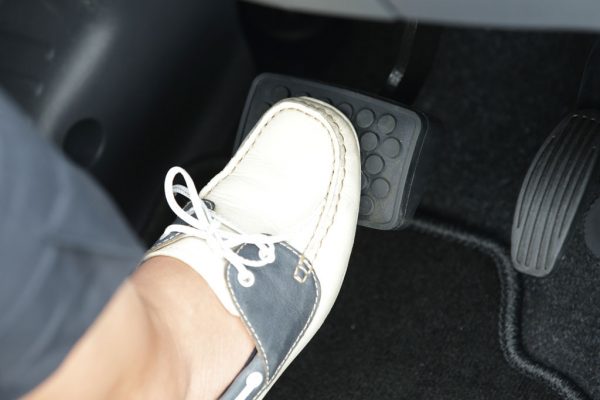 ลุยน้ำท่วมแบบไหน ถึงปลอดภัยสำหรับรถคุณ