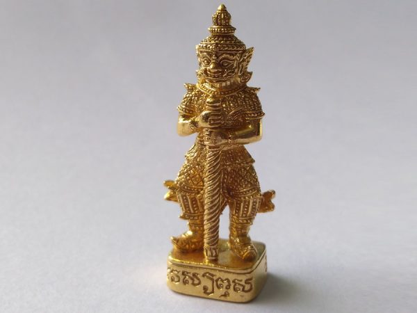 ขับรถยนต์ปลอดภัยต้องบูชาอะไรติดรถ