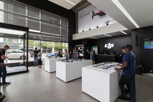 5 สิ่งควรรู้ก่อนเลือกซื้อโดรนไว้ใช้งาน