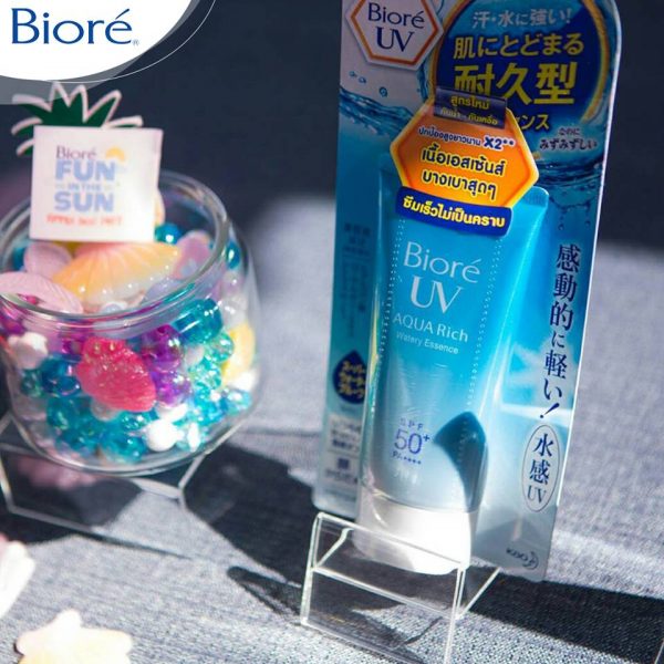 มั่นหน้าท้าแดดกับ 5 ครีมกันแดด ราคาน่าคบ