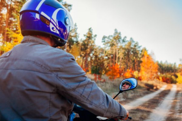 เลือกหมวกกันน็อคอย่างไรให้เหมาะกับตัวเอง