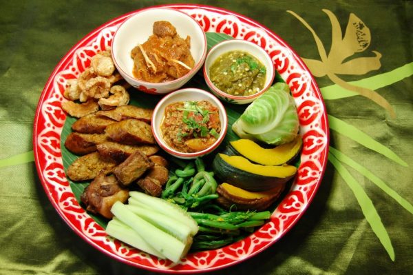 ลำแต้ ๆ เจ้า กับ 5 ร้านอาหารเหนือที่เชียงใหม่ 