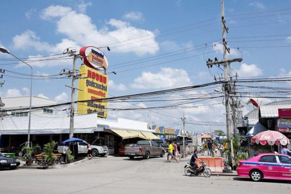 แนะนำแหล่งซื้ออุปกรณ์ตกแต่งรถยนต์