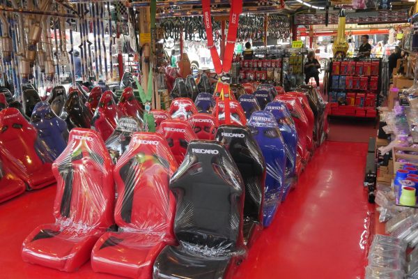 แนะนำแหล่งซื้ออุปกรณ์ตกแต่งรถยนต์