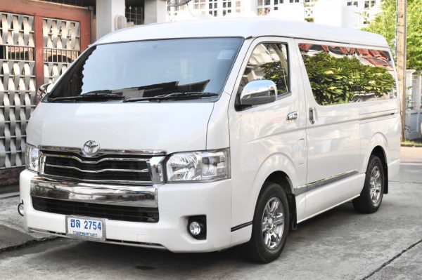 แนะนำ รถตู้มือสอง ยอดนิยม