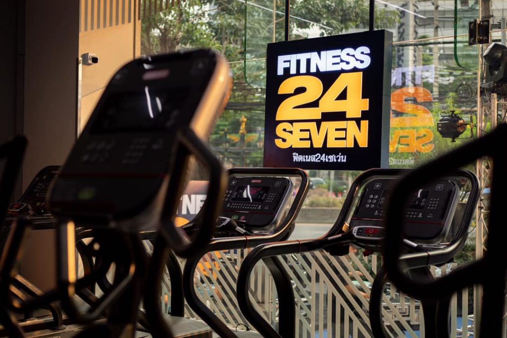 แนะนำฟิตเนสเปิด 24 ชั่วโมง ออกกำลังกายได้ตั้งแต่ดึกยันเช้า