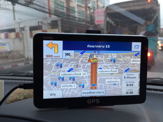 อุปกรณ์อิเล็กทรอนิกส์ ที่ควรมีในรถยนต์