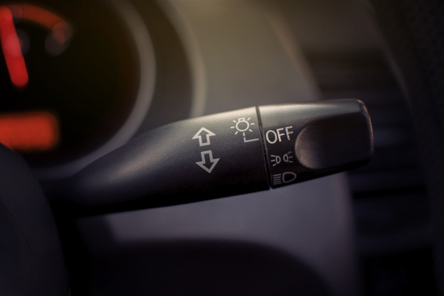 จอดรถบนทางลาดชัน อย่างไรให้ปลอดภัย