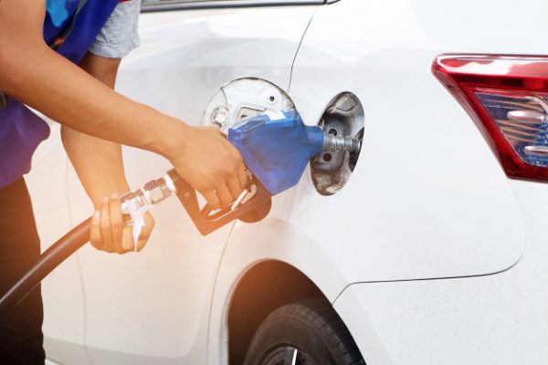 รถน้ำมันหมดกลางทาง ทำไงดี ต้องโทรเบอร์ฉุกเฉินอะไร