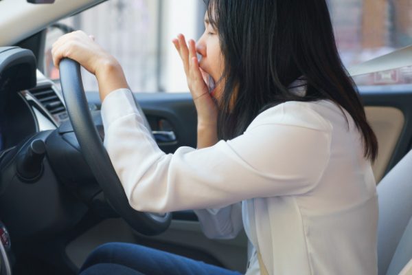 วิธีแก้ง่วง ขณะขับรถเดินทางไกล